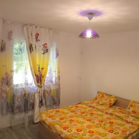 Casa Kariana Năvodari
