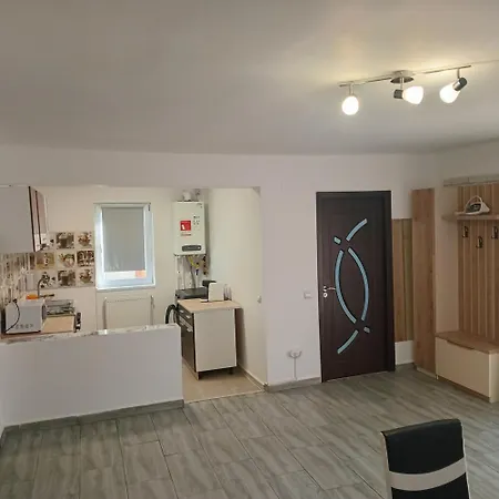 Casa Kariana Năvodari